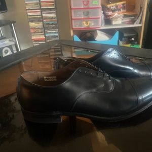 Hartt men’s dress shoes
